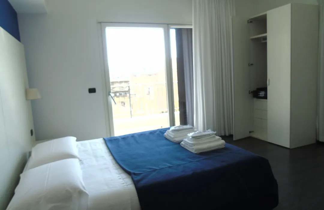 Areté Luxury Room-1